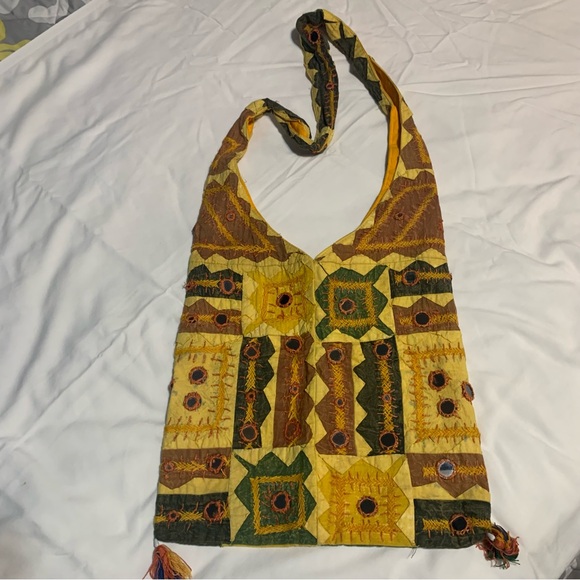 Multicolored Embroidered Medium size Crossbody bag. Zipper. Great Condition! - Picture 11 of 11